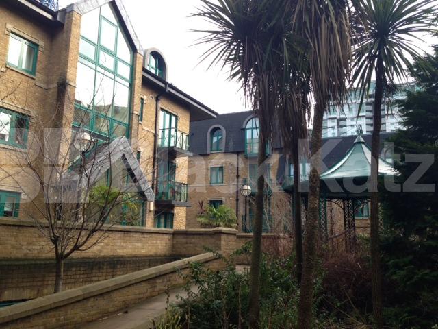 			NEW INSTRUCTION  (One month deposit), 2 Bedroom, 1 bath, 1 reception Apartment			 126 Westminster Bridge Road, Waterloo